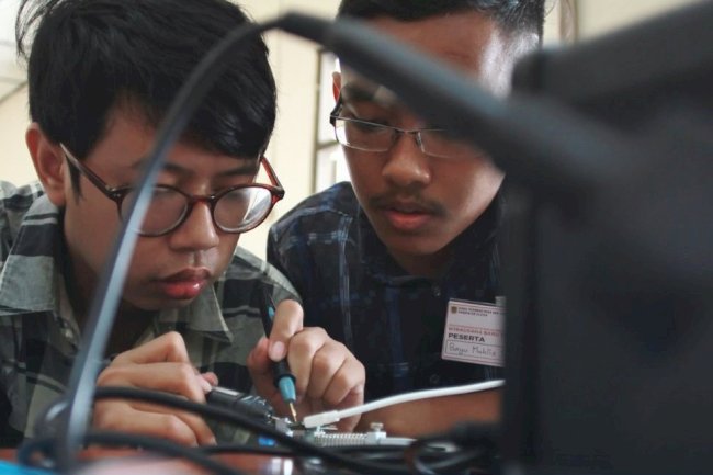 Pelatihan Wirausaha Baru Teknisi Handphone