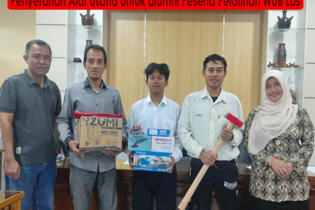 Penyerahan Alat Usaha