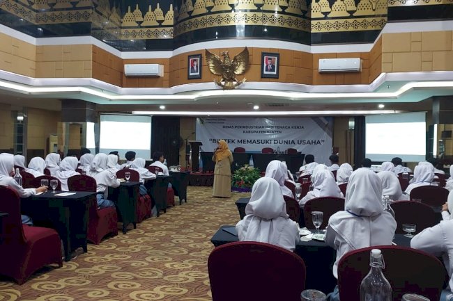 Bimbingan Teknis Memasuki Dunia Usaha