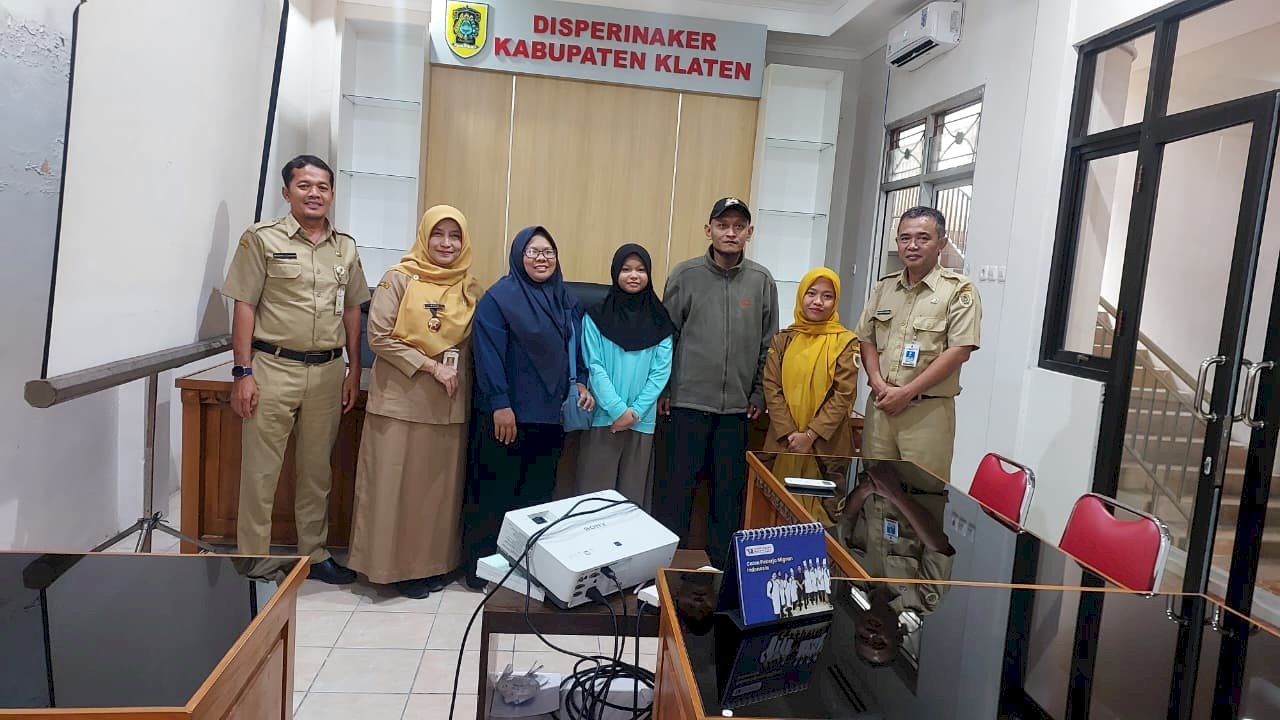 Disperinaker Klaten Berangkatkan Calon Transmigran ke Sulawesi Barat